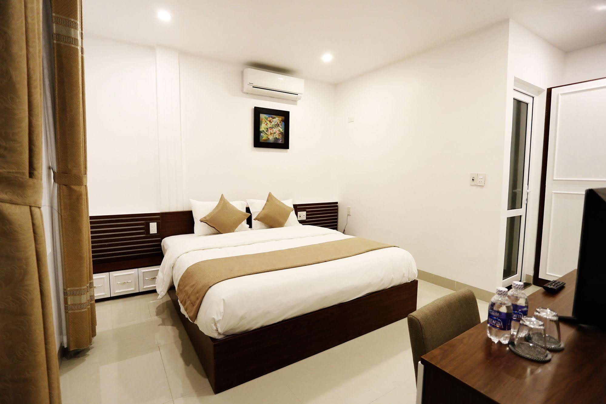 Moon & Sun Hotel Hue Zewnętrze zdjęcie